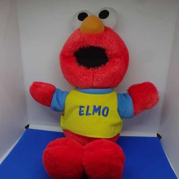 Toss & Tickle Me "ELMO" 1997 (EUC) - Picture 1 of 4